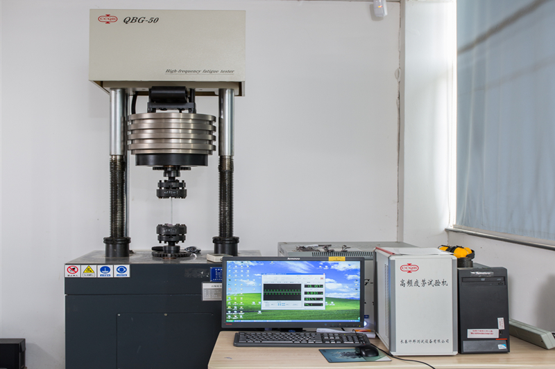 ម៉ាស៊ីនធ្វើតេស្តប្រេកង់ខ្ពស់-អស់កម្លាំង-សាកល្បង